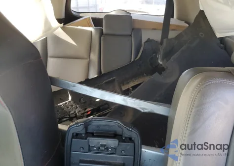 2013 Toyota Rav4 Limit z USA, uszkodzony, nr VIN 060748